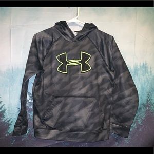 Under Armour boys sweatshirt